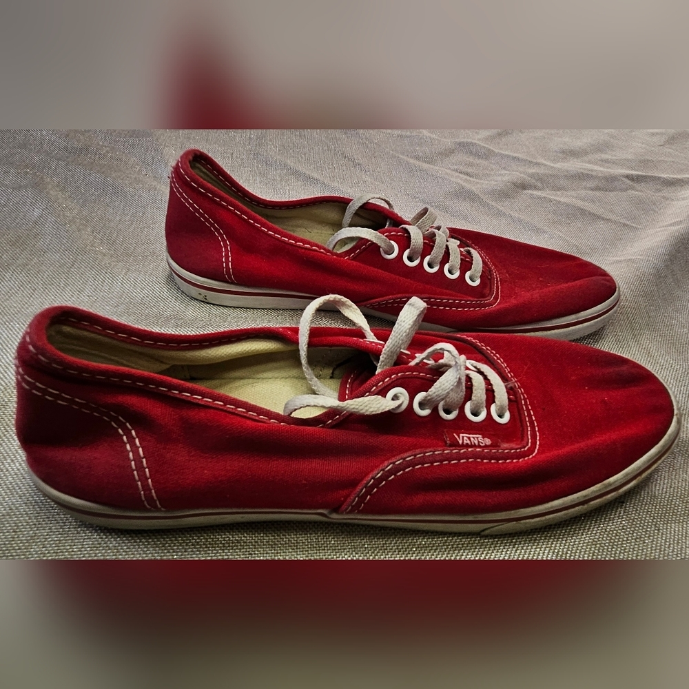 Vans Core Classic Canvas Sneakers Off The Wall  Red‎ Skate Shoes M-6 /W 7.5